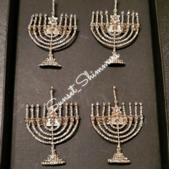 4pc Set Silver Hanukkah Napkin Rings Rhinestone Crystal Minorah 2.5" New - Picture 8 of 8